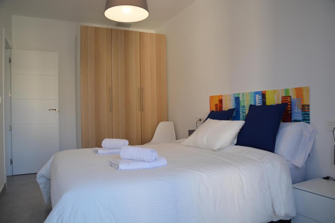 Luminoso Y Moderno Apartamento En El Centro Granada Bagian luar foto